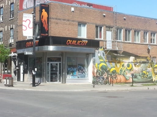 Le retour de la vente trottoir rue Masson : Des aubaines imbattables!