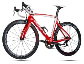 Pinarello F8 : la quintessence de l'ingénierie Italienne!