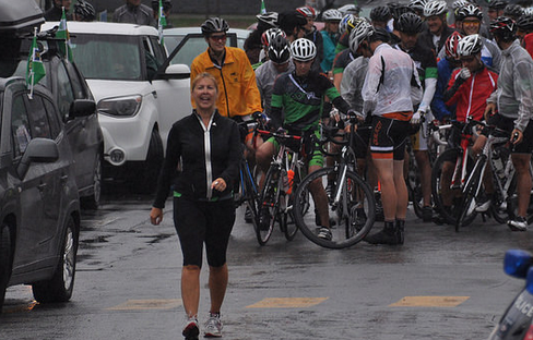 300KM pour la vie: Lynda Bouchard pédale contre le cancer