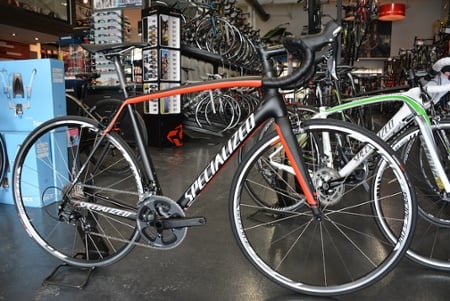 Le Specialized Tarmac 2015 - Un vélo de route à votre mesure