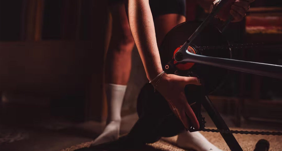 Base d’entraînement Van Rysel D500 Zwift : puissance, réalisme et connectivité