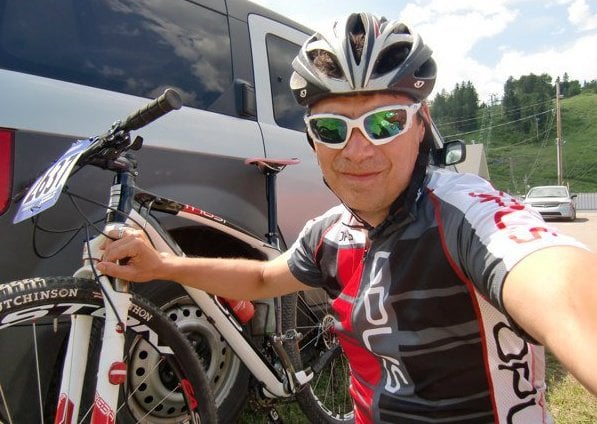 Michel Jean, chef d’antenne, écrivain et passionné de vélo!