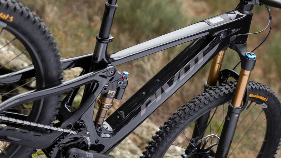 Pivot Shuttle AMP'd - le vélo de montagne électrique qui monte les watts à onze