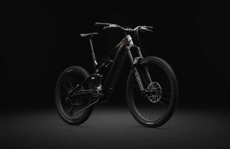 Specialized Levo 4 EVO : le vélo de montagne électrique taillé pour l'enduro