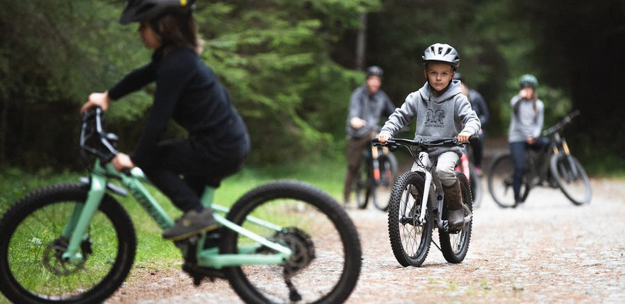 Faire du vélo en famille : Le guide pratique complet